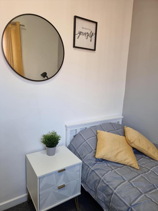 George Street Rooms Kingston upon Hull Extérieur photo